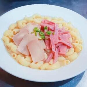 Cream Soup with Ham Abalone Slices & Egg ซุปครีมแฮม เป๋าชือสไลล และไข่